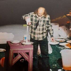 GALLAGHER Comedian Smash stage show COLOR PHOTO 4x6 (2005?) Ragu Campbells MESS